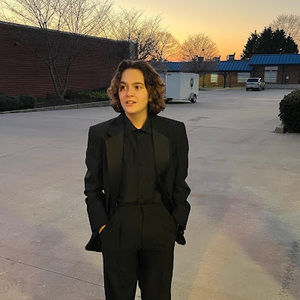 Meet your Posher, Ella